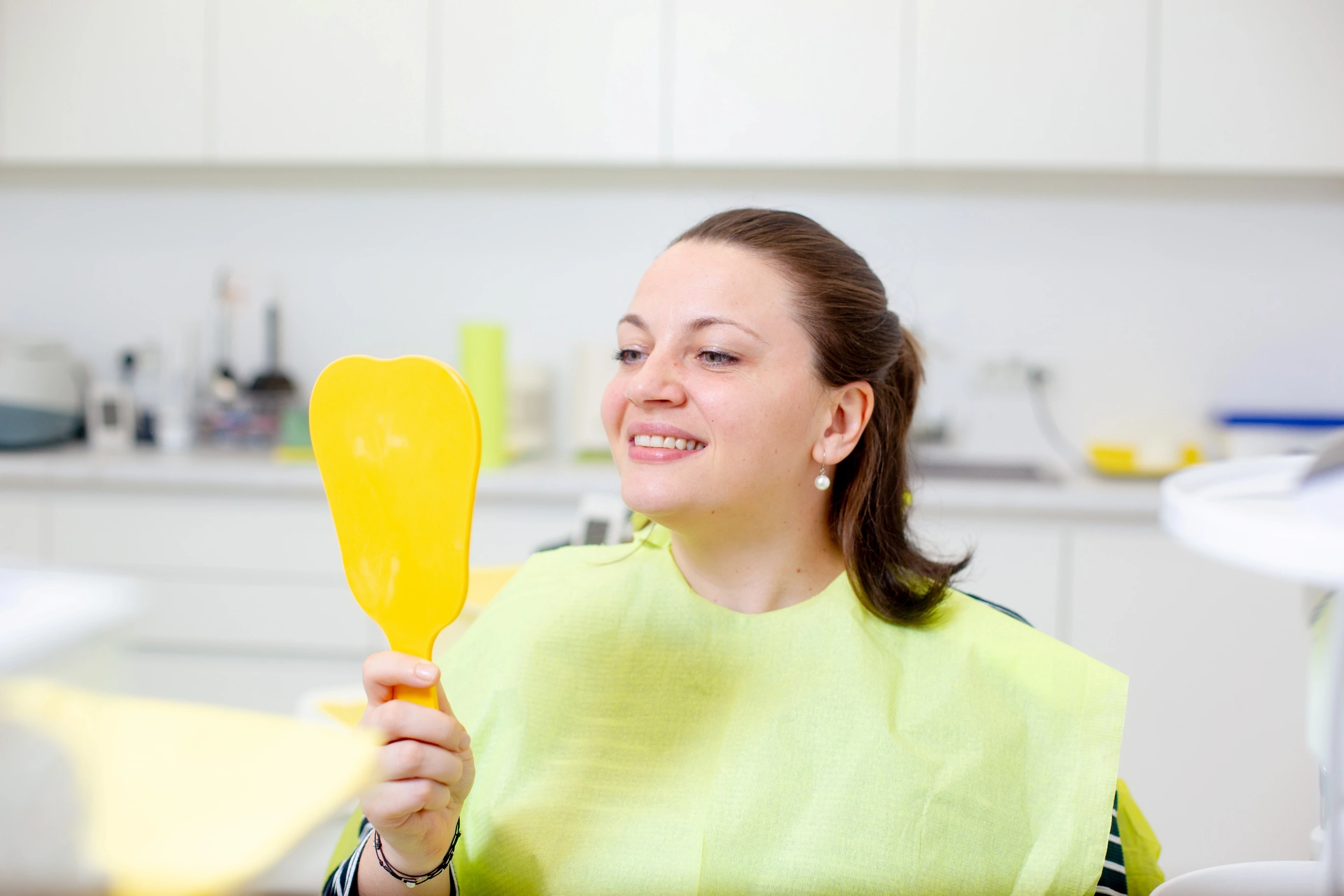 Implantologie dentară arad